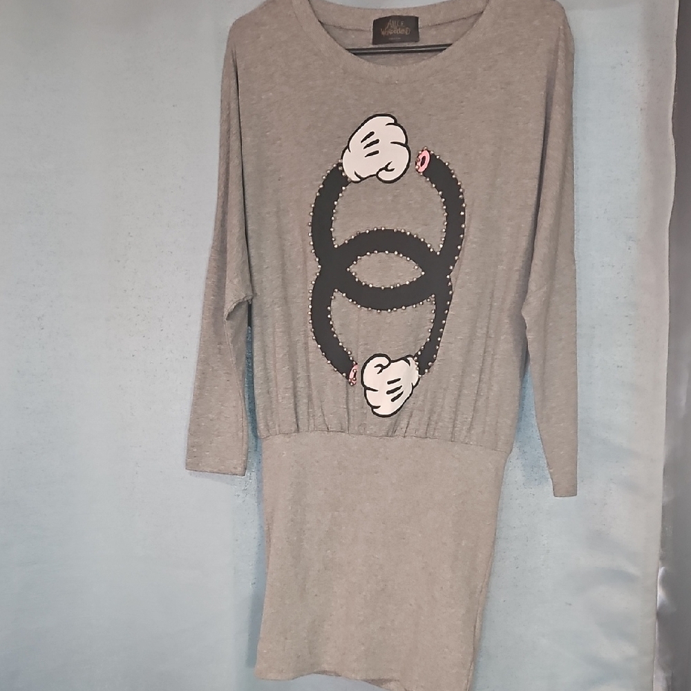 WONDERLAND Gray Long Sleeve Dress